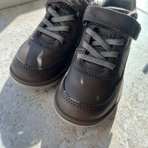 Stride rite Brown Kids Shoes with Velcro Strap